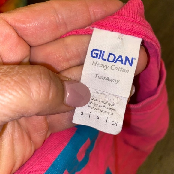 Gildan size small Aruba shirt - Picture 3 of 3